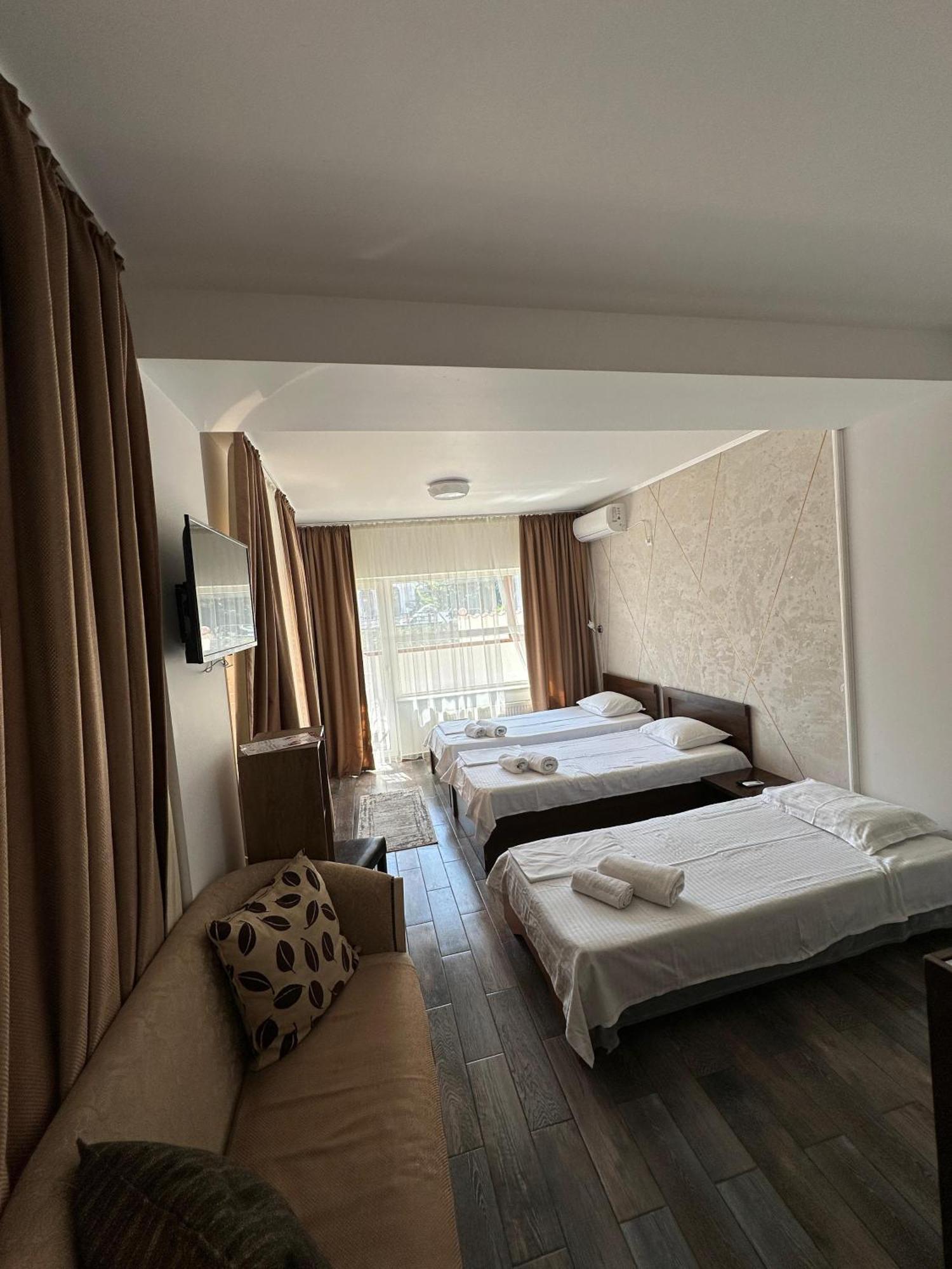 Ave Hotel Victoriei Bucarest Exterior foto